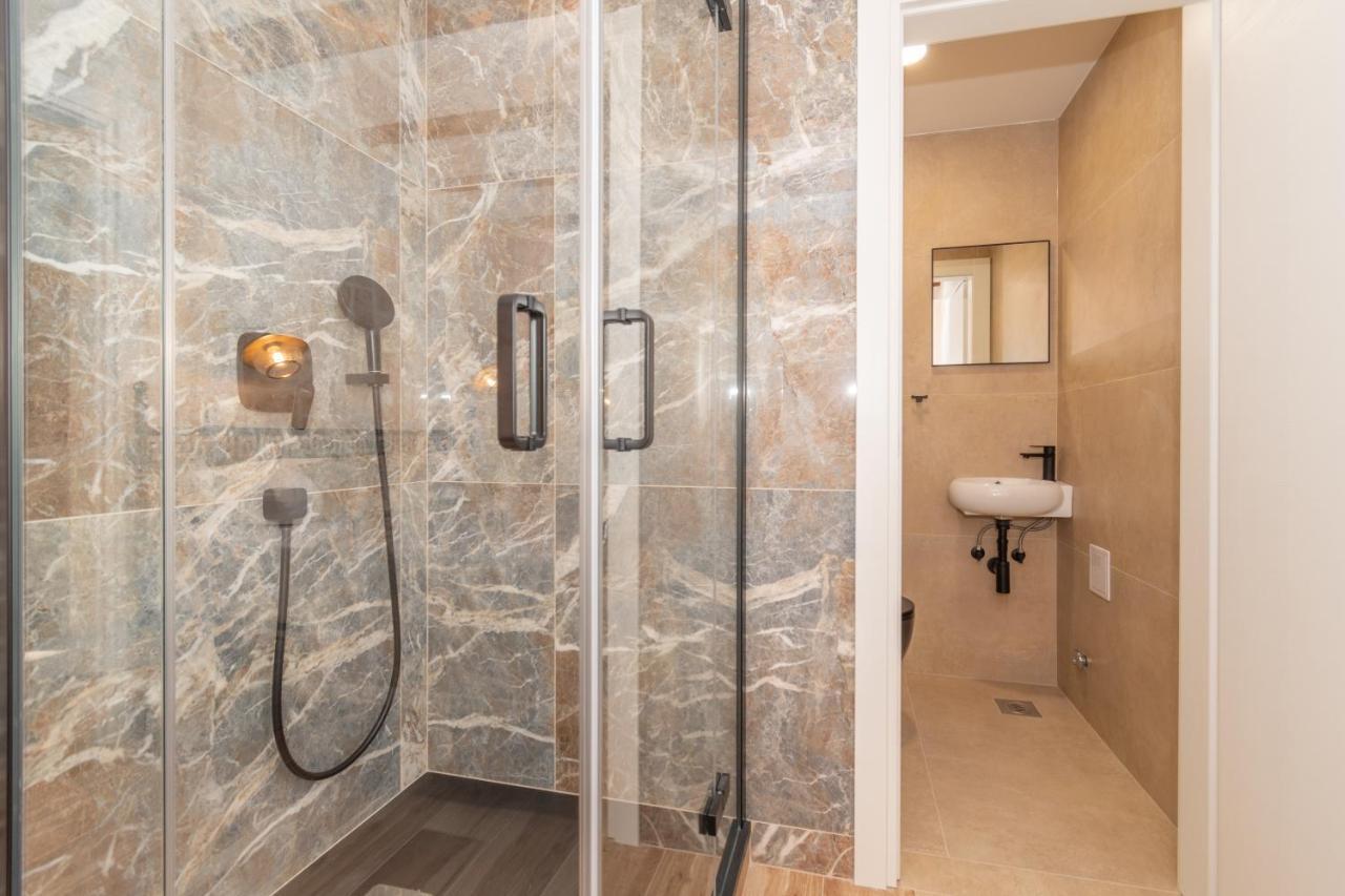 Ivka Makarska - Modern And Luxurious Oldtown Apartament Extérieur photo