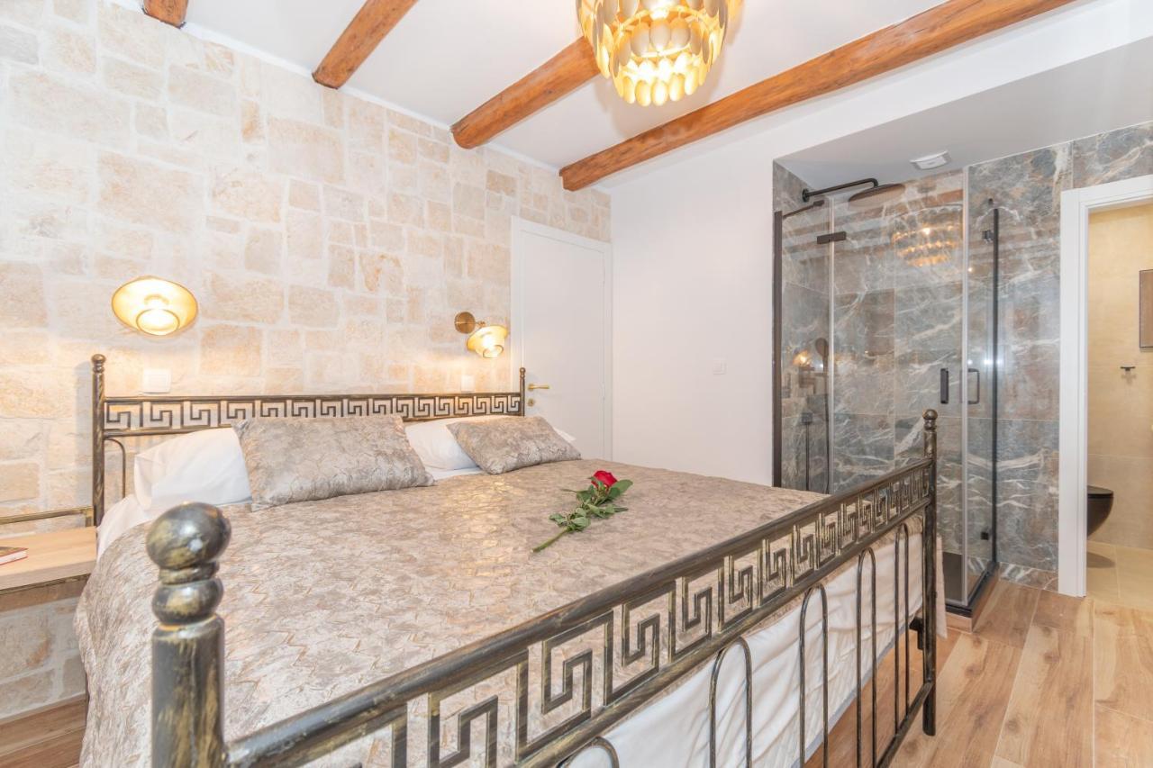 Ivka Makarska - Modern And Luxurious Oldtown Apartament Extérieur photo